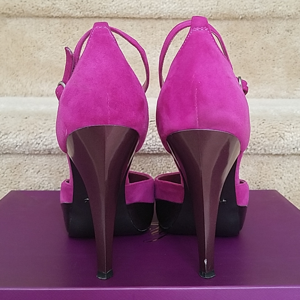 Fergie Ravish Pumps - Picture 4 of 8